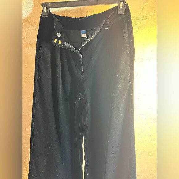 Velvet wide leg pants, black, pockets,back pocket, great preloved condition - Picture 12 of 15